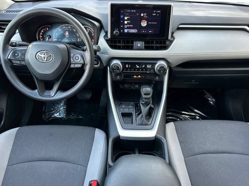 Used 2025 Toyota RAV4 XLE w/ Convenience Package FWD image 16