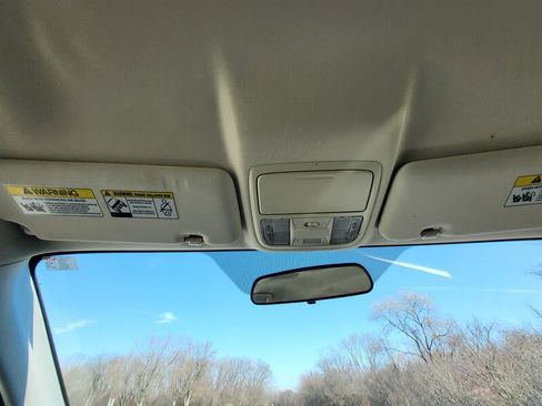 Used 2012 Honda CR-V LX image 23