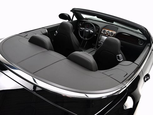 Used 2015 Bentley Continental GT image 19
