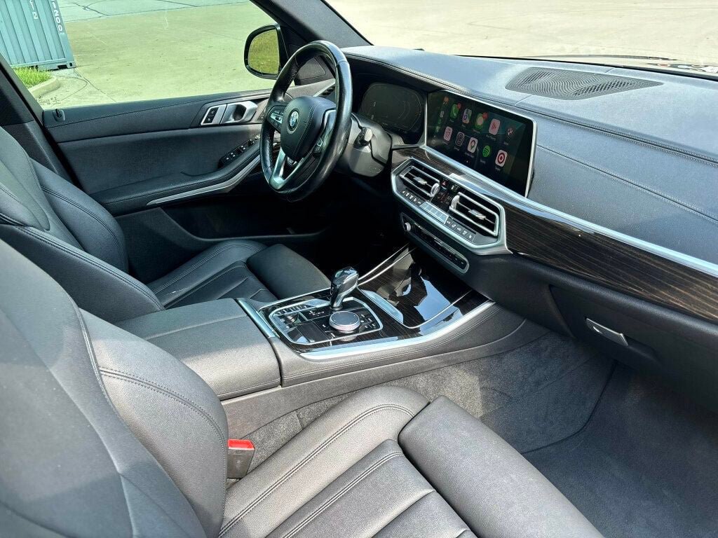 Used 2021 BMW X5 xDrive40i w/ Convenience Package AWD/4WD image 13