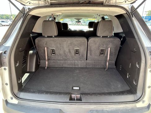Used 2019 Chevrolet Traverse LS w/ LPO, Floor Liner Package FWD image 18
