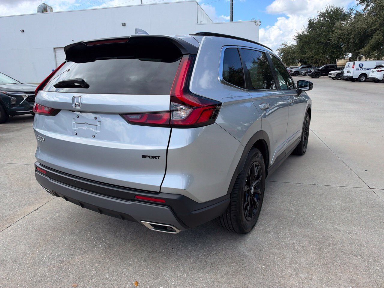 Used 2025 Honda CR-V Sport image 5