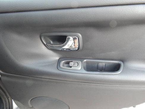 Used 2000 Volvo V70 GLT FWD image 25