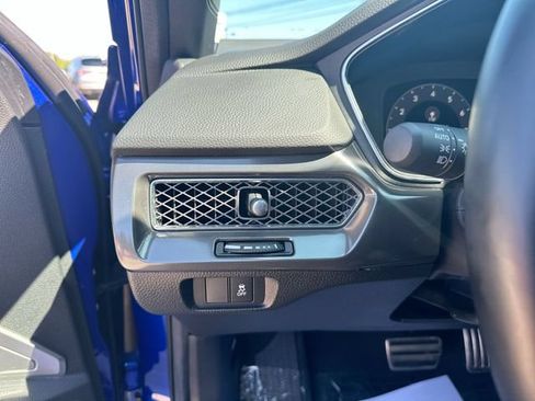 Used 2025 Acura Integra A-Spec FWD image 19