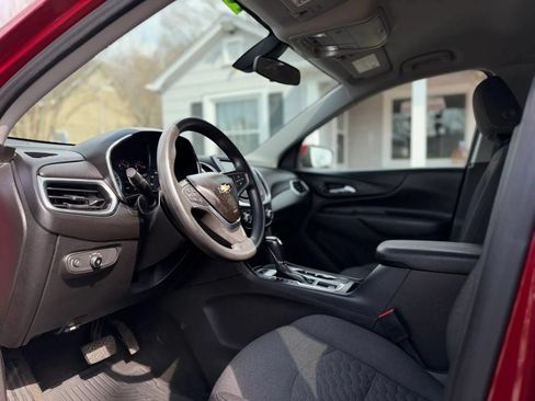 Used 2018 Chevrolet Equinox LT AWD/4WD image 10
