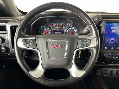 Used 2017 GMC Sierra 1500 SLE w/ SLE Value Package AWD/4WD image 10