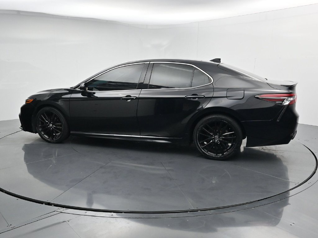 Used 2022 Toyota Camry XSE w/ Cold Weather Package AWD/4WD image 5