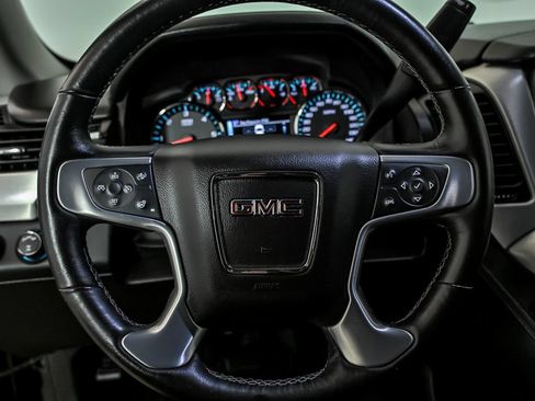 Used 2017 GMC Yukon SLT AWD/4WD image 22