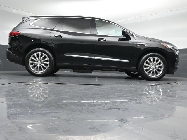 Used 2020 Buick Enclave Premium w/ Sun and Sites Package AWD/4WD image 45