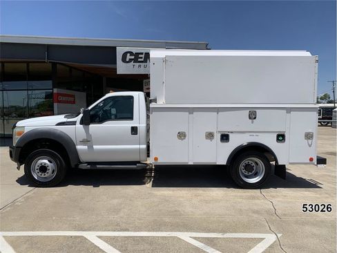 Used 2013 Ford F550 2WD Regular Cab Super Duty w/ Payload Upgrade Pkg image 4
