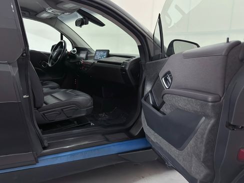 Used 2017 BMW i3 w/ Range Extender image 22