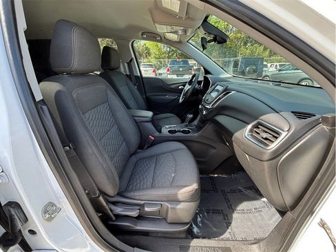 Used 2020 Chevrolet Equinox LT image 40
