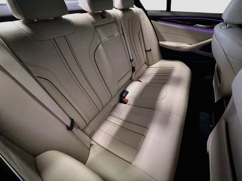 Used 2019 BMW 540i w/ M Sport Package RWD image 13