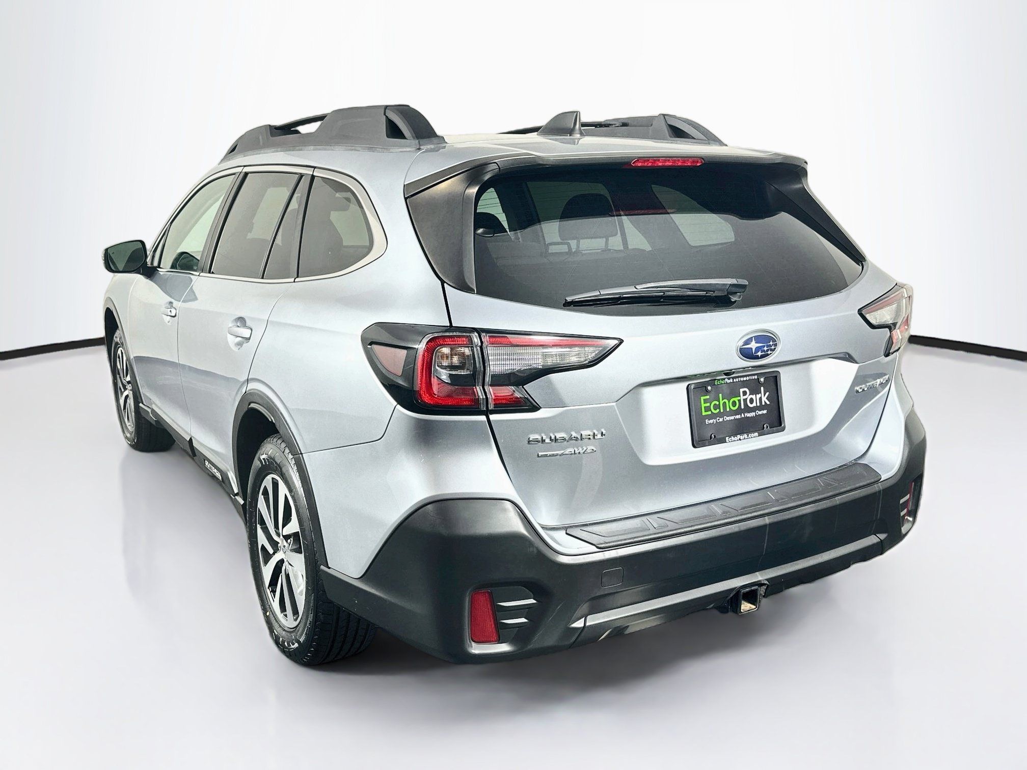 Used 2022 Subaru Outback Premium AWD/4WD image 5