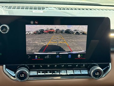 New 2026 GMC Canyon AT4 w/ Technology Plus Package AWD/4WD image 25