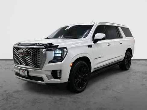 Used 2021 GMC Yukon XL Denali w/ Denali Premium Package RWD image 1