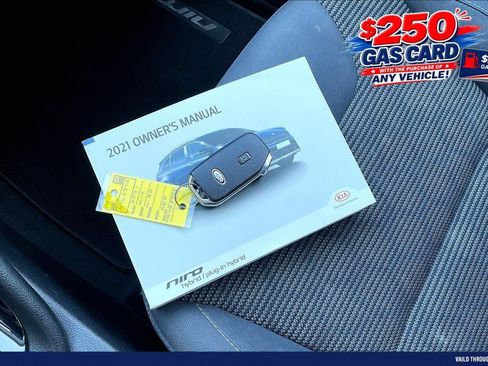 Used 2021 Kia Niro LXS FWD image 11