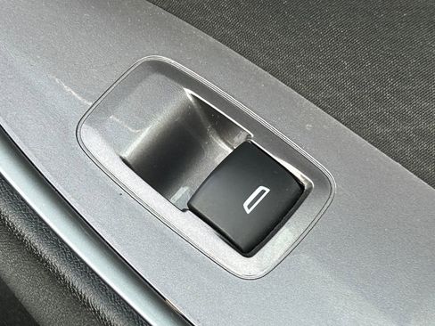 Used 2024 Chevrolet Malibu LS image 33