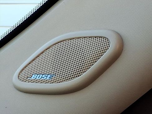 Used 2013 Chevrolet Avalanche LTZ image 13