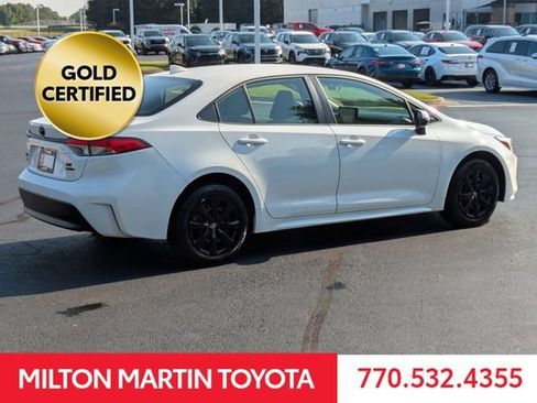 Certified 2025 Toyota Corolla LE FWD image 4