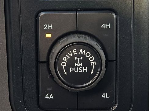 New 2025 Ford F150 Lariat w/ Equipment Group 502A High image 16