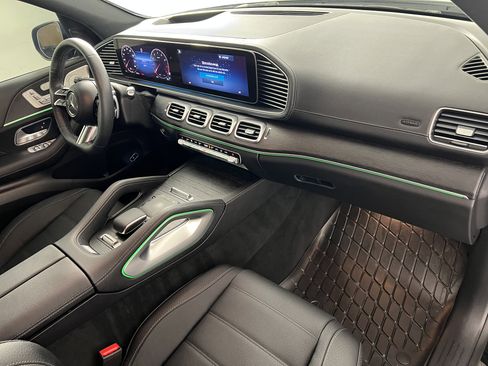 Certified 2025 Mercedes-Benz GLS 580 4MATIC image 26