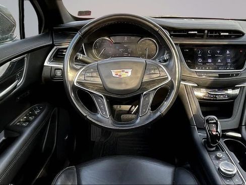 Used 2022 Cadillac XT5 Premium Luxury AWD/4WD image 8