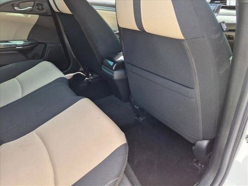 Used 2019 Honda Civic EX image 18