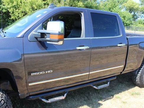 Used 2015 Chevrolet Silverado 2500 LTZ w/ Duramax Plus Package AWD/4WD image 11