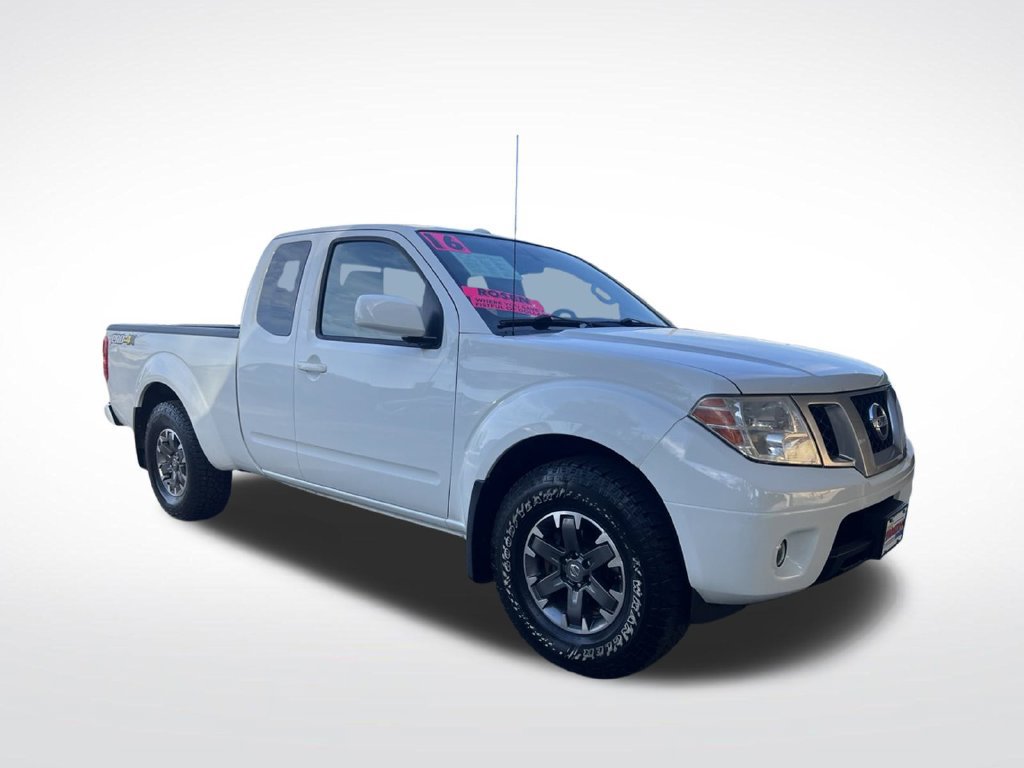 Used 2016 Nissan Frontier PRO-4X AWD/4WD image 3