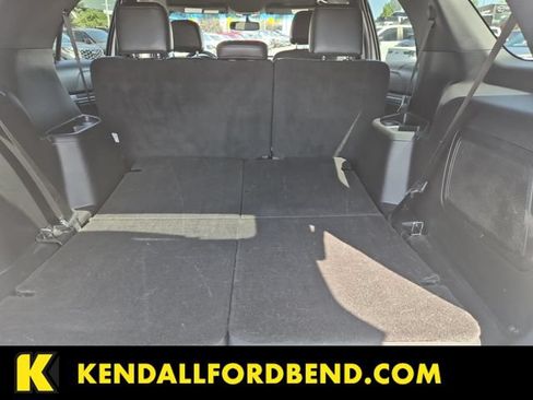 Used 2017 Ford Explorer Sport AWD/4WD image 26