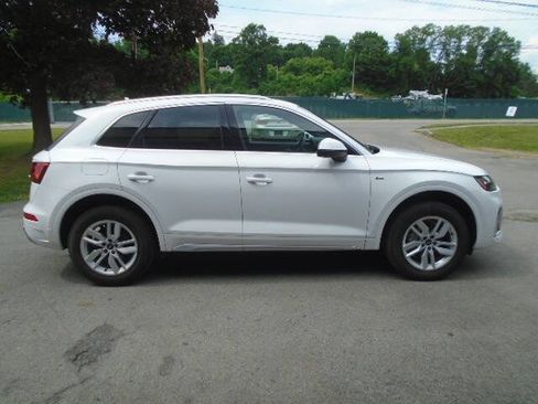 Used 2024 Audi Q5 2.0T Premium AWD/4WD image 8