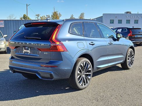 New 2026 Volvo XC60 B5 Ultra w/ Protection Package Premier image 6