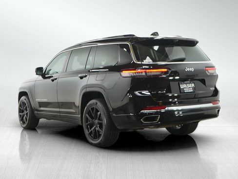 Used 2021 Jeep Grand Cherokee L Overland w/ Advanced Protech Group III AWD/4WD image 3
