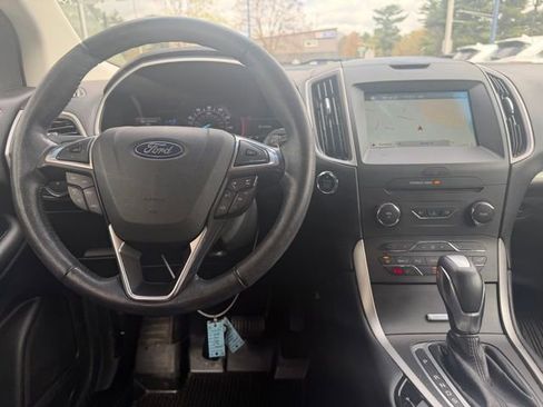Used 2018 Ford Edge SEL w/ Equipment Group 201A AWD/4WD image 20