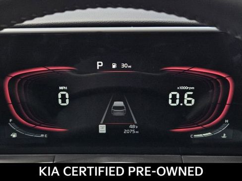 Certified 2025 Kia Telluride S image 32