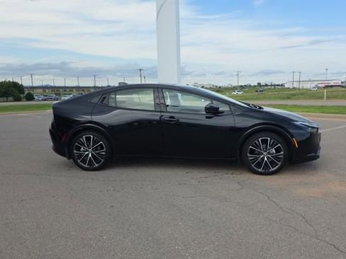 Used 2024 Toyota Prius Limited w/ Limited Premium Package FWD image 5