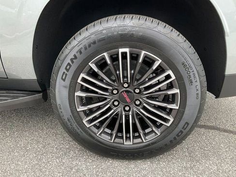 New 2026 GMC Yukon XL Elevation image 27