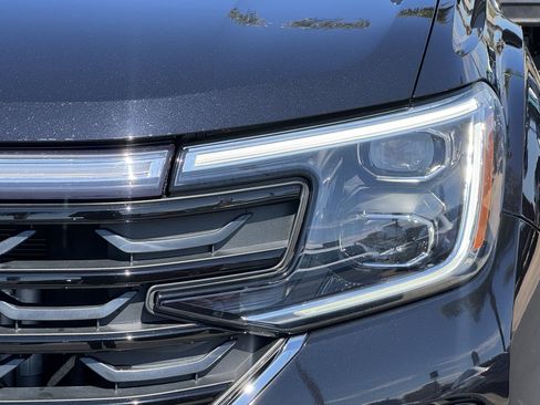 Certified 2024 Volkswagen Atlas SEL Premium R-Line AWD/4WD image 5