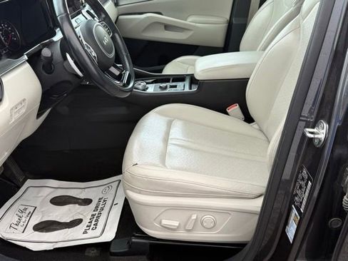 Used 2022 Kia Sorento EX w/ Panoramic Sunroof Package AWD/4WD image 25