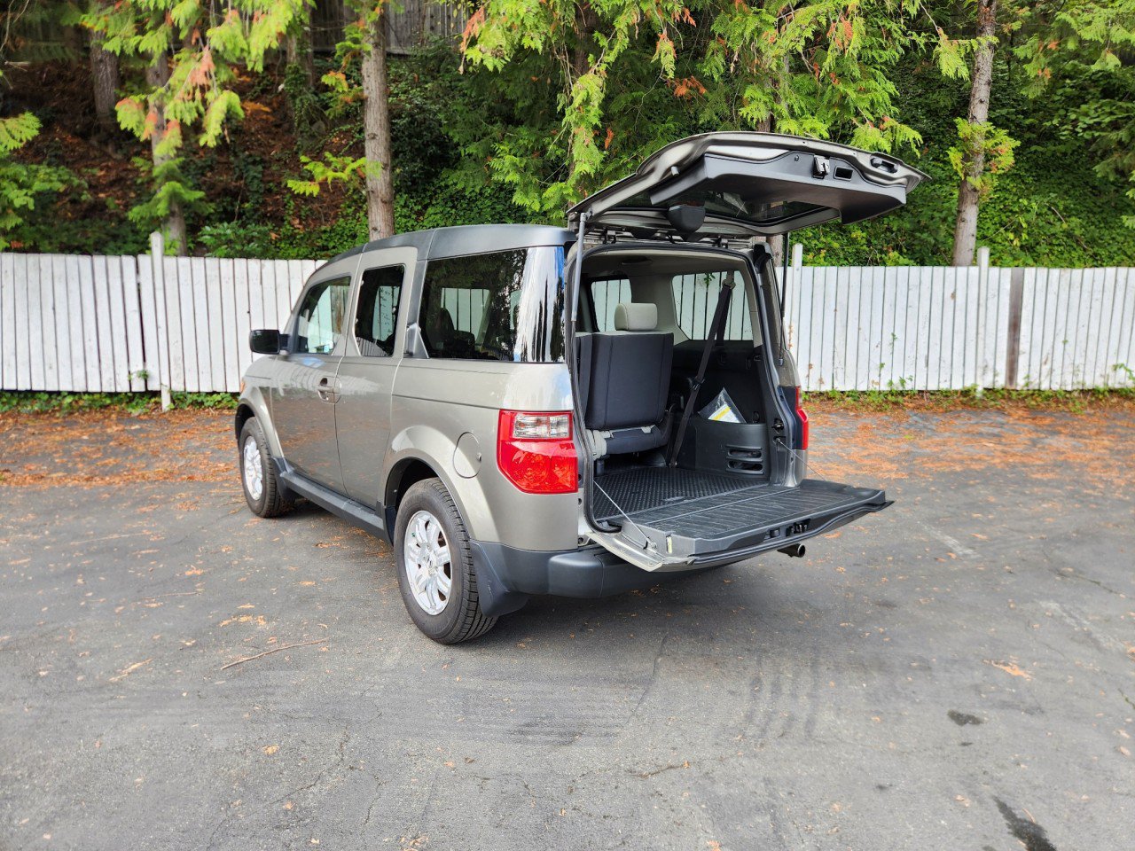 Used 2008 Honda Element EX image 16