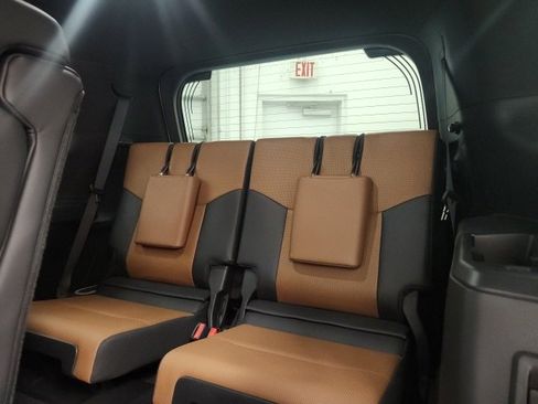 Used 2024 Lexus GX 550 550 Luxury image 14