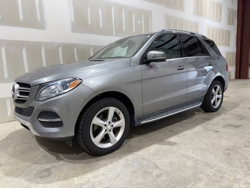 Used 2016 Mercedes-Benz GLE 350 4MATIC w/ Premium Package image 2