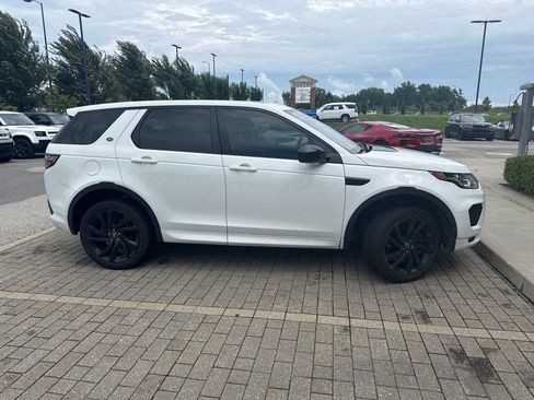 Used 2018 Land Rover Discovery Sport HSE AWD/4WD image 4