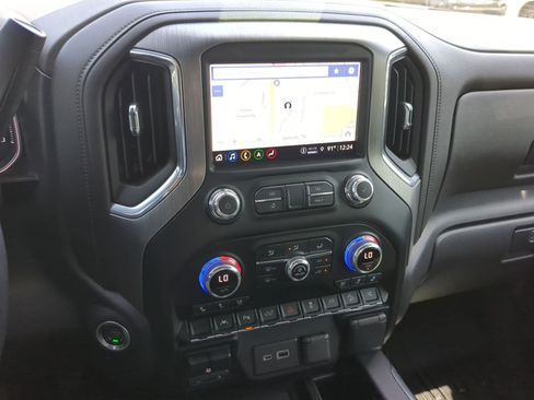 Used 2021 GMC Sierra 1500 Denali w/ Denali Premium Package AWD/4WD image 21