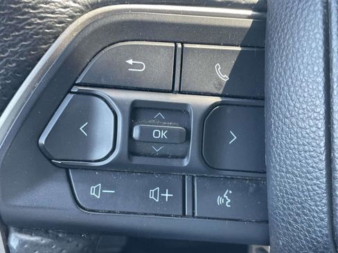 Used 2024 Toyota Tacoma TRD Off-Road image 21