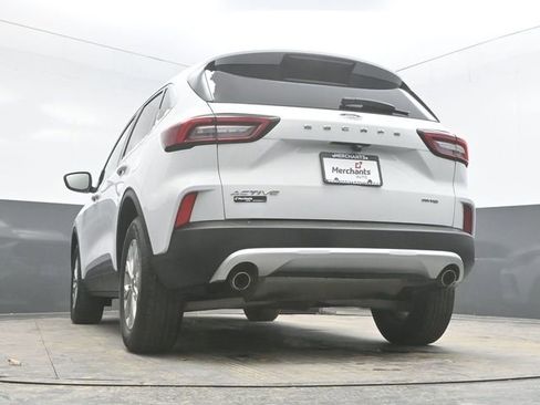 Used 2023 Ford Escape Active image 28