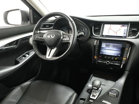 Used 2022 INFINITI QX50 Essential AWD/4WD image 10