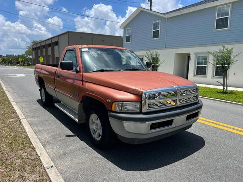 Used 1995 Dodge Ram 1500 Truck 2WD Regular Cab image 2