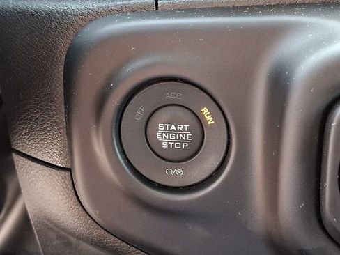 Used 2023 Jeep Wrangler Sport S image 23